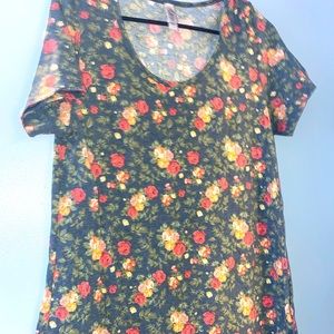 Lularoe perfect tee
